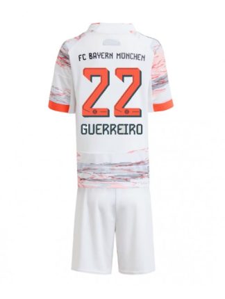 Otroški Nogometna dresi kompleti poceni Bayern Munich Raphael Guerreiro #22 Gostujoči 2025-26