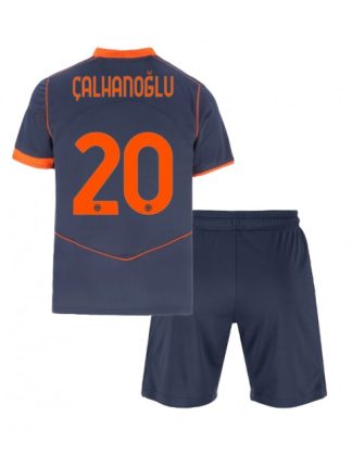 Otroški Nogometna dresi kompleti poceni Inter Milan Hakan Calhanoglu #20 Tretji 2025-26