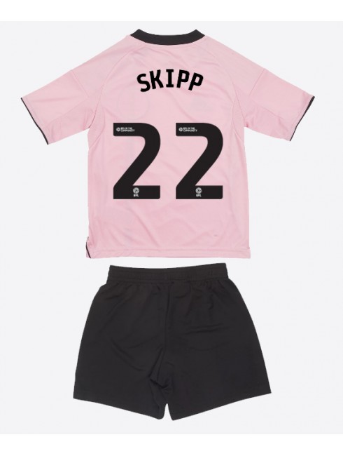 Otroški Nogometna dresi poceni Leicester City Oliver Skipp #22 Tretji 2025-26 kompleti Otroški Nogometna dresi poceni Leicester City Oliver Skipp #22 Tretji 2025-26 kompleti