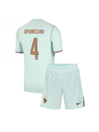 Otroški Nogometna dresi poceni Francija Dayot Upamecano #4 Gostujoči SP 2026 kompleti Otroški Nogometna dresi poceni Francija Dayot Upamecano #4 Gostujoči SP 2026 kompleti