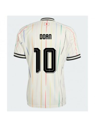 Moški Nogometna dresi poceni Japonska Ritsu Doan #10 Gostujoči SP 2026 Kratek rokav Moški Nogometna dresi poceni Japonska Ritsu Doan #10 Gostujoči SP 2026 Kratek rokav