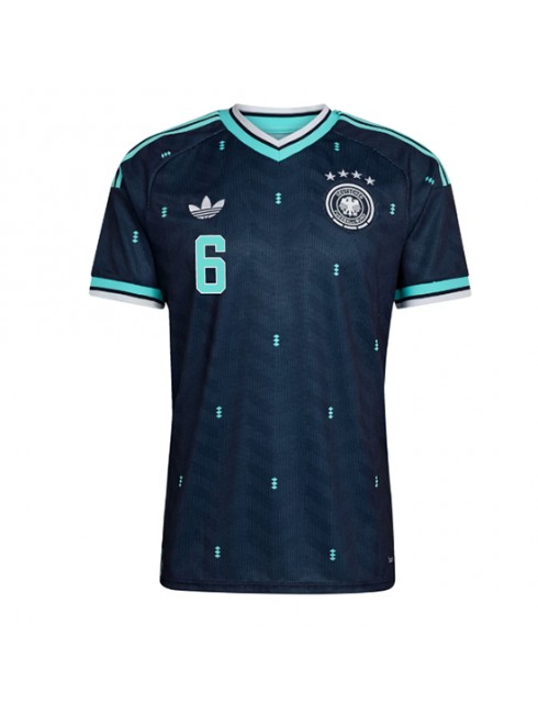 Moški Nogometna dresi poceni Nemčija Joshua Kimmich #6 Gostujoči SP 2026 Kratek rokav 2 Moški Nogometna dresi poceni Nemčija Joshua Kimmich #6 Gostujoči SP 2026 Kratek rokav 2