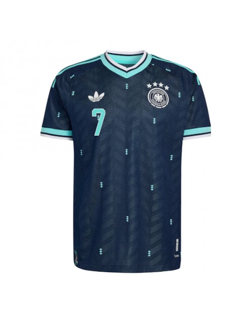 Moški Nogometna dresi poceni Nemčija Kai Havertz #7 Gostujoči SP 2026 Kratek rokav 2 Moški Nogometna dresi poceni Nemčija Kai Havertz #7 Gostujoči SP 2026 Kratek rokav 2