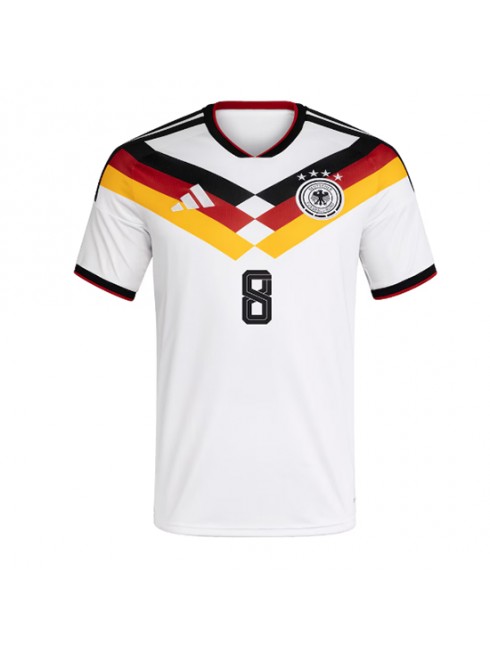 Moški Nogometna dresi poceni Nemčija Leon Goretzka #8 Domači SP 2026 Kratek rokav 2 Moški Nogometna dresi poceni Nemčija Leon Goretzka #8 Domači SP 2026 Kratek rokav 2