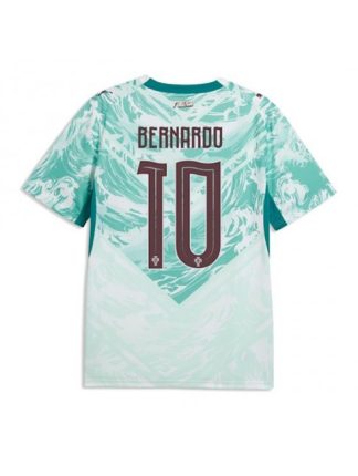 Moški Nogometna dresi poceni Portugalska Bernardo Silva #10 Gostujoči SP 2026 Kratek rokav Moški Nogometna dresi poceni Portugalska Bernardo Silva #10 Gostujoči SP 2026 Kratek rokav